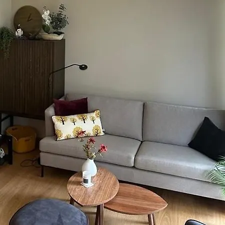 Modern In Right By The Waterfront And Center Apartment *